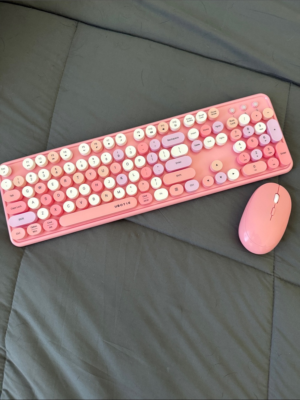 Pink Retro Round-Key Wireless Keyboard and Mouse Set
